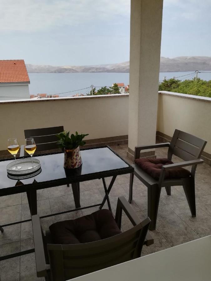Apartment Villa Bijele Stijene Karlobag Eksteriør billede